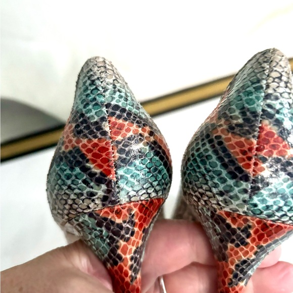 Jessica Simpson heels - Picture 6 of 11